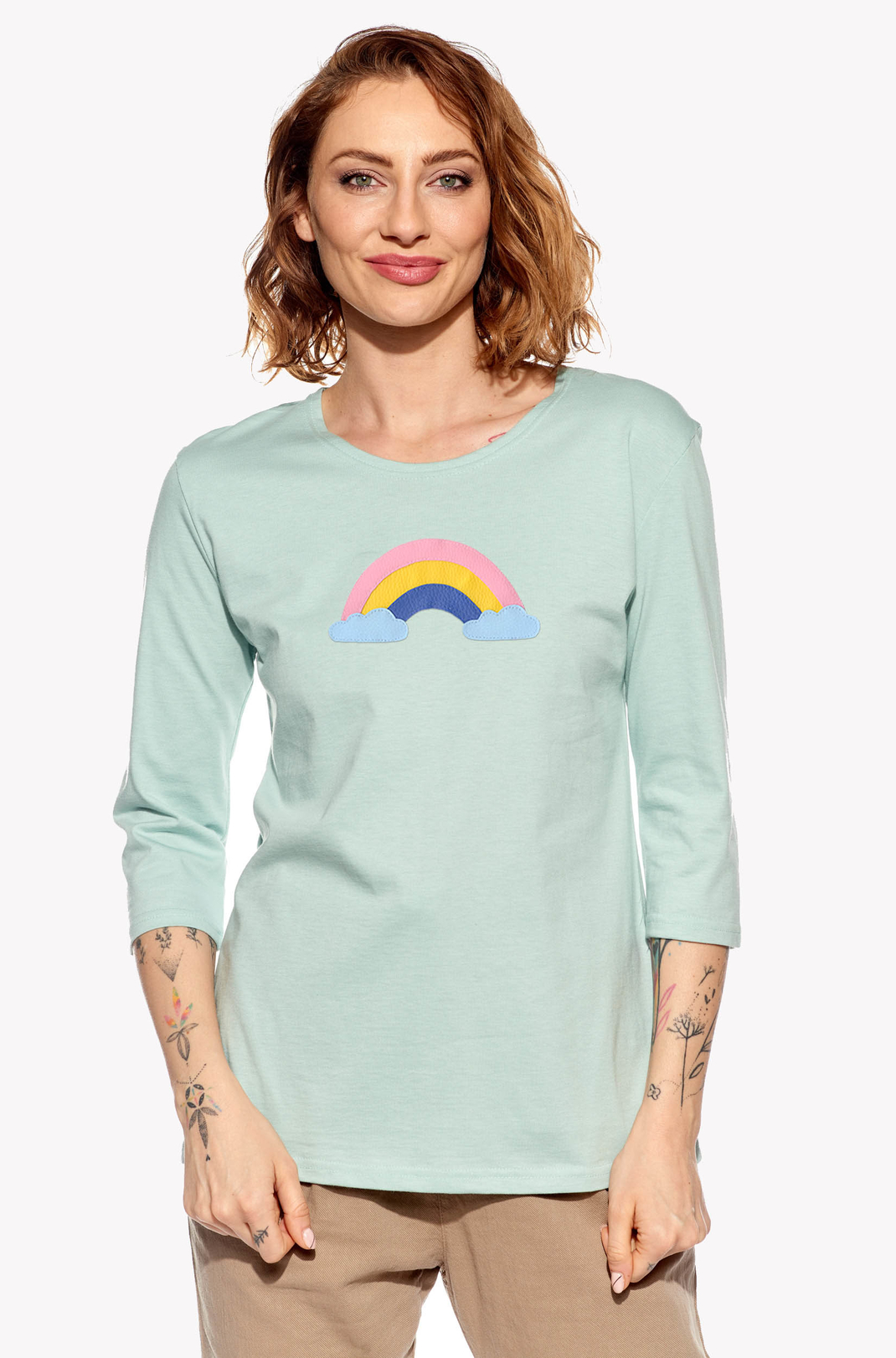 Shirt with a rainbow