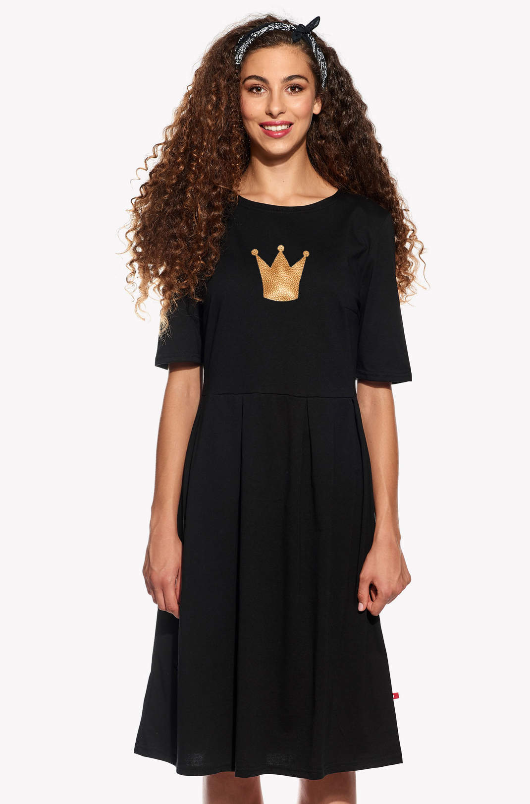Dresses with crown