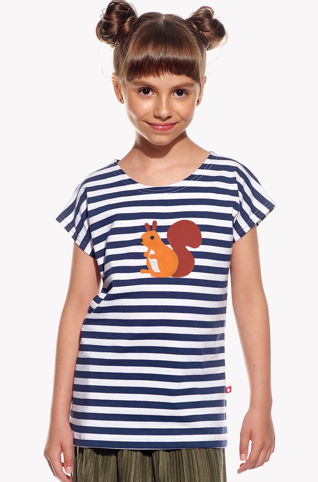 Shirt with squirrel