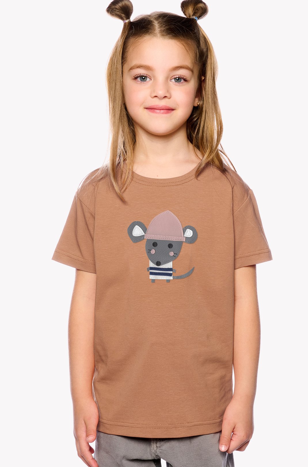 Shirt with a mouse