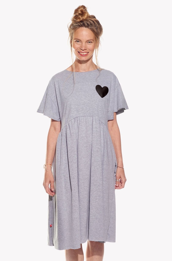 Šaty so srdiečkom