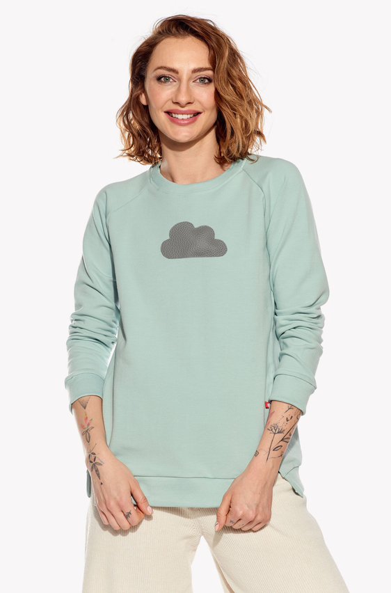 Kapucnis pulóver felhővel