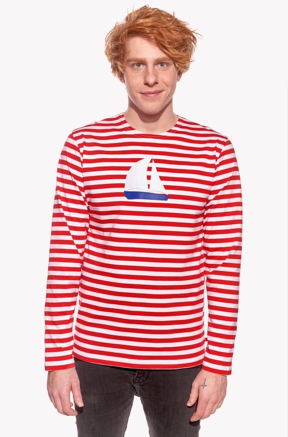 Shirt with sailboat