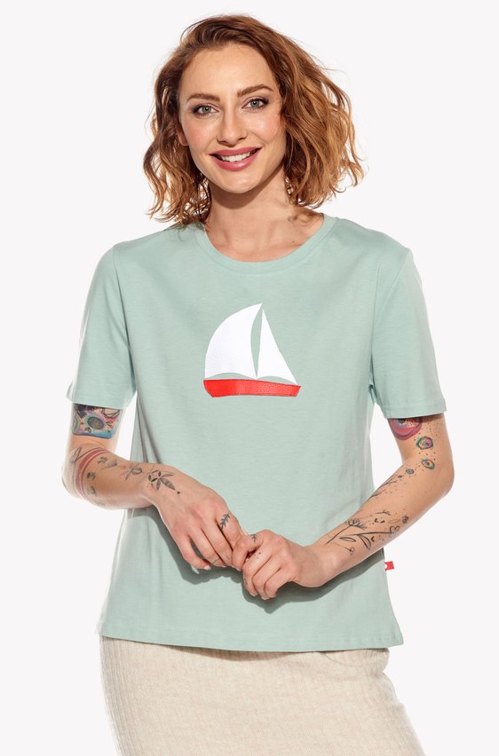 Shirt with sailboat