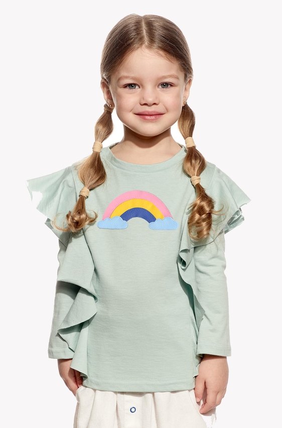 Shirt with a rainbow