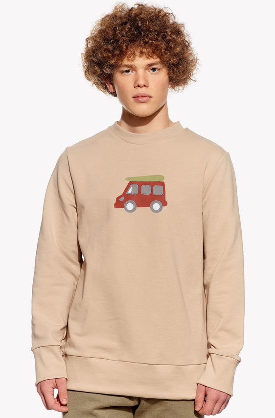 Kapucnis pulóver lakókocsival