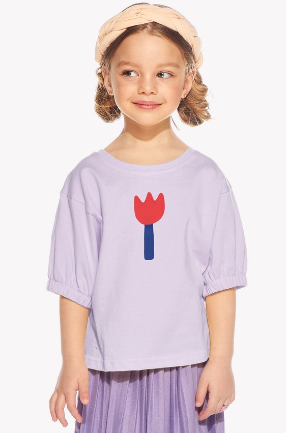 Shirt with a flower