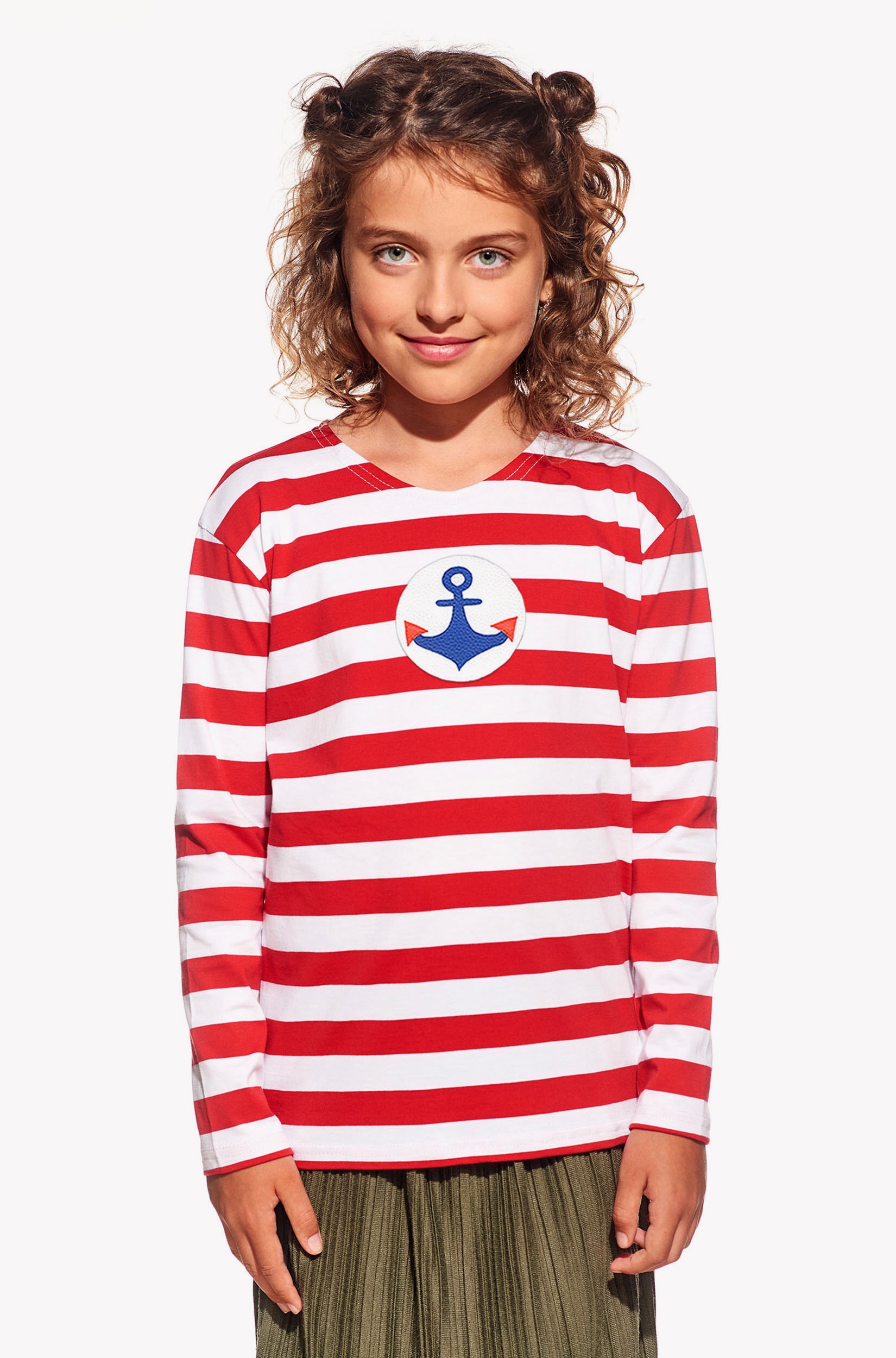 Shirt with anchor