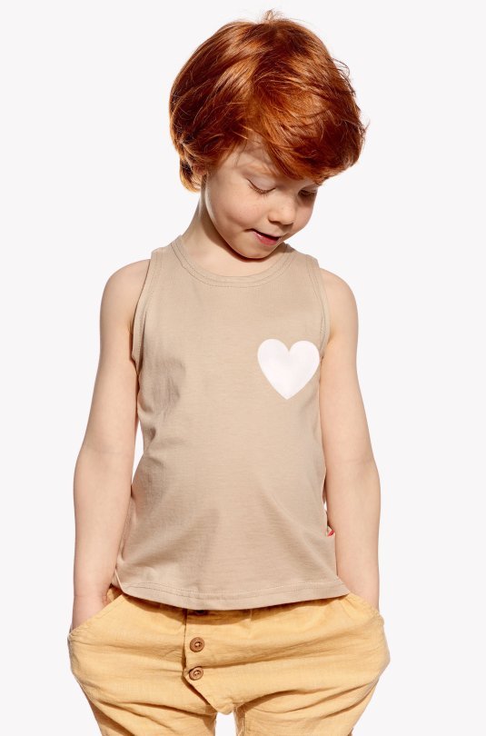 Singlet with heart