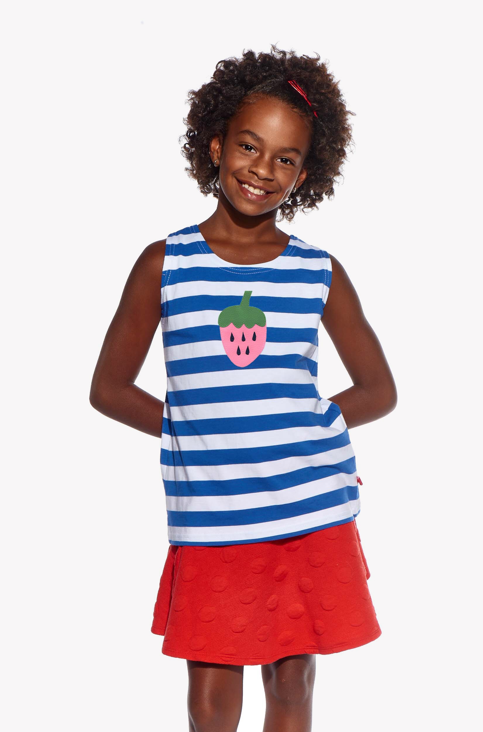 Singlet with strawberry