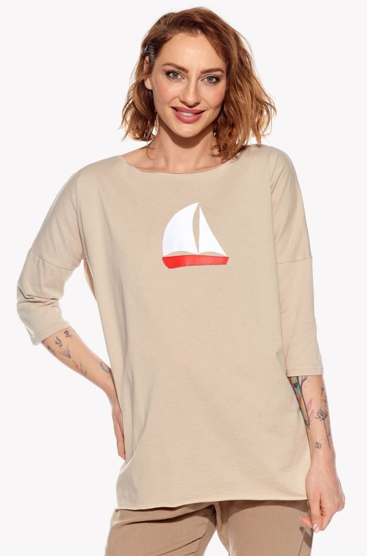 Shirt with sailboat