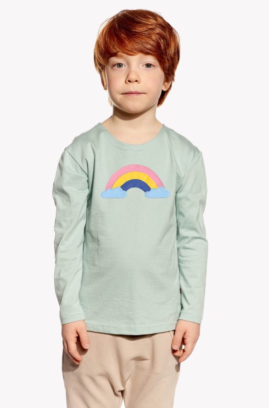 Shirt with a rainbow