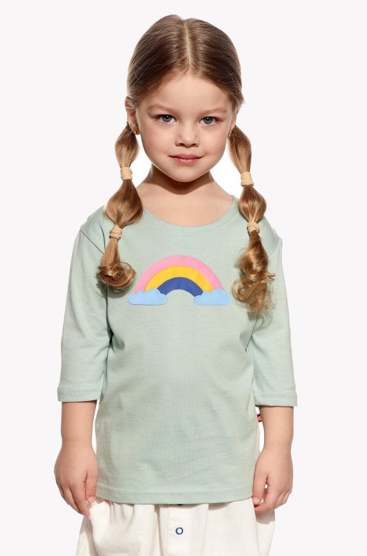 Shirt with a rainbow