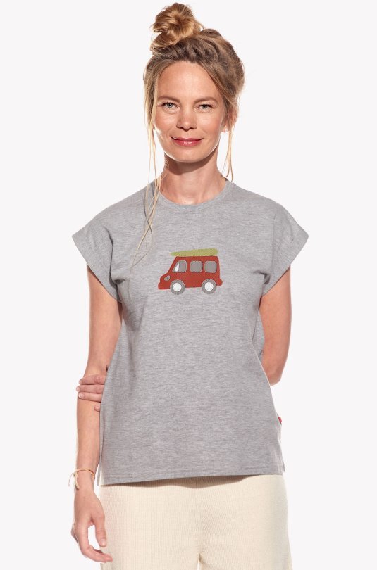 Shirt with caravan