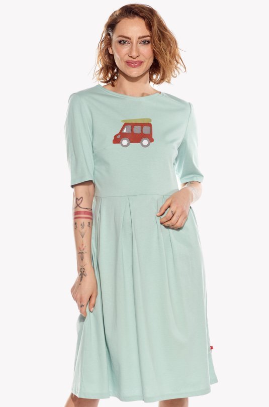 Dresses with caravan