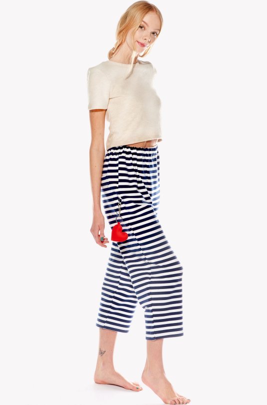 Melegítőnadrág szívvel