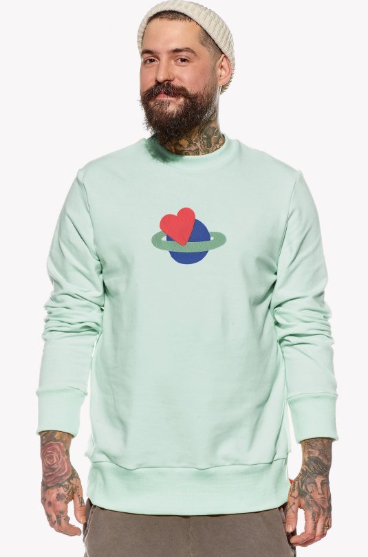 Kapucnis pulóver kozmikus szerelem