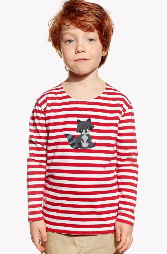 Shirt with raccoon