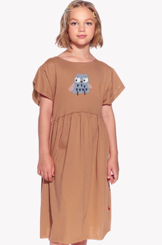 Kleider mit einer Eule