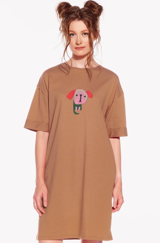 Kleider mit einem Hund