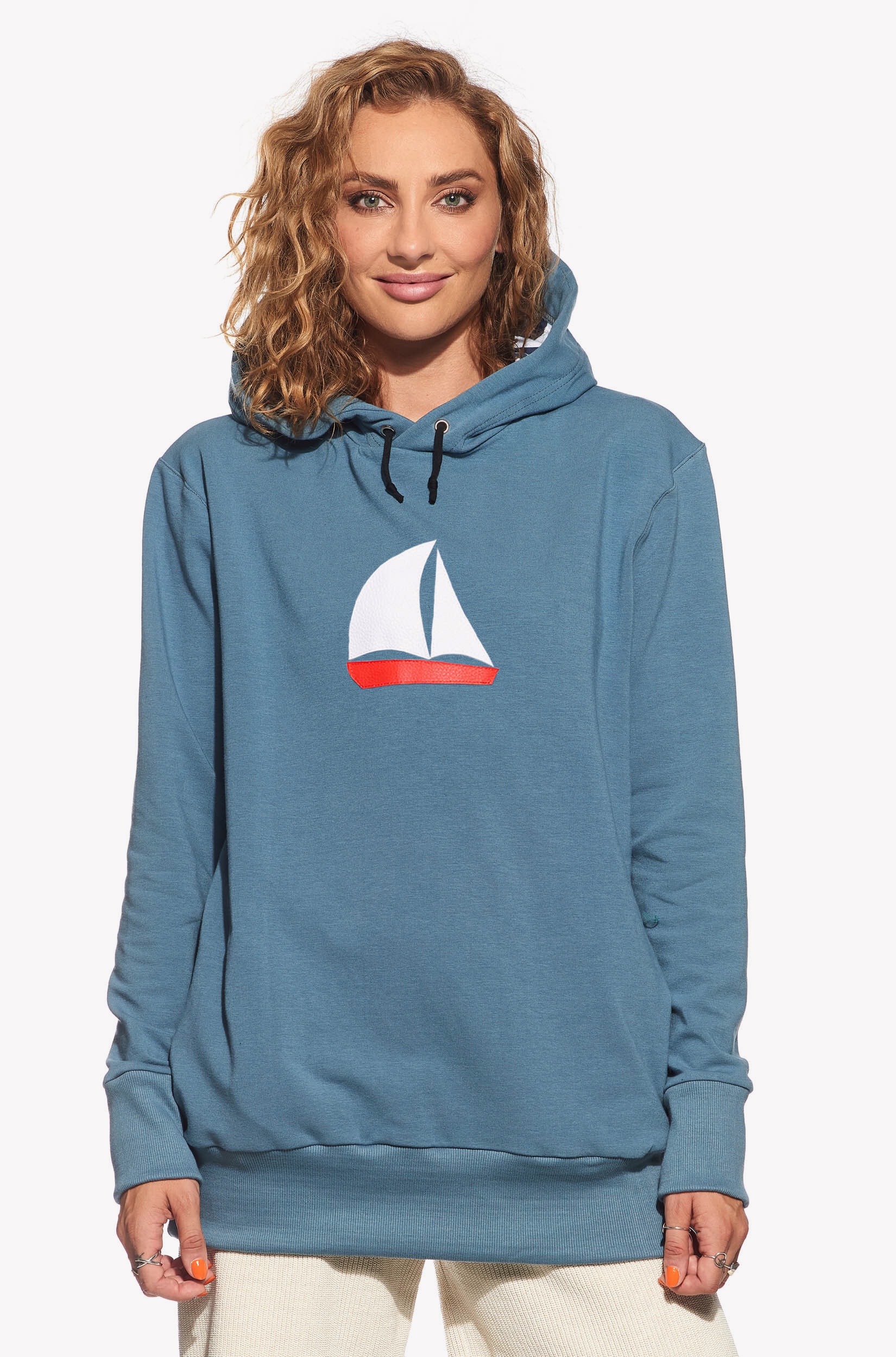 Hoodie with sailboat