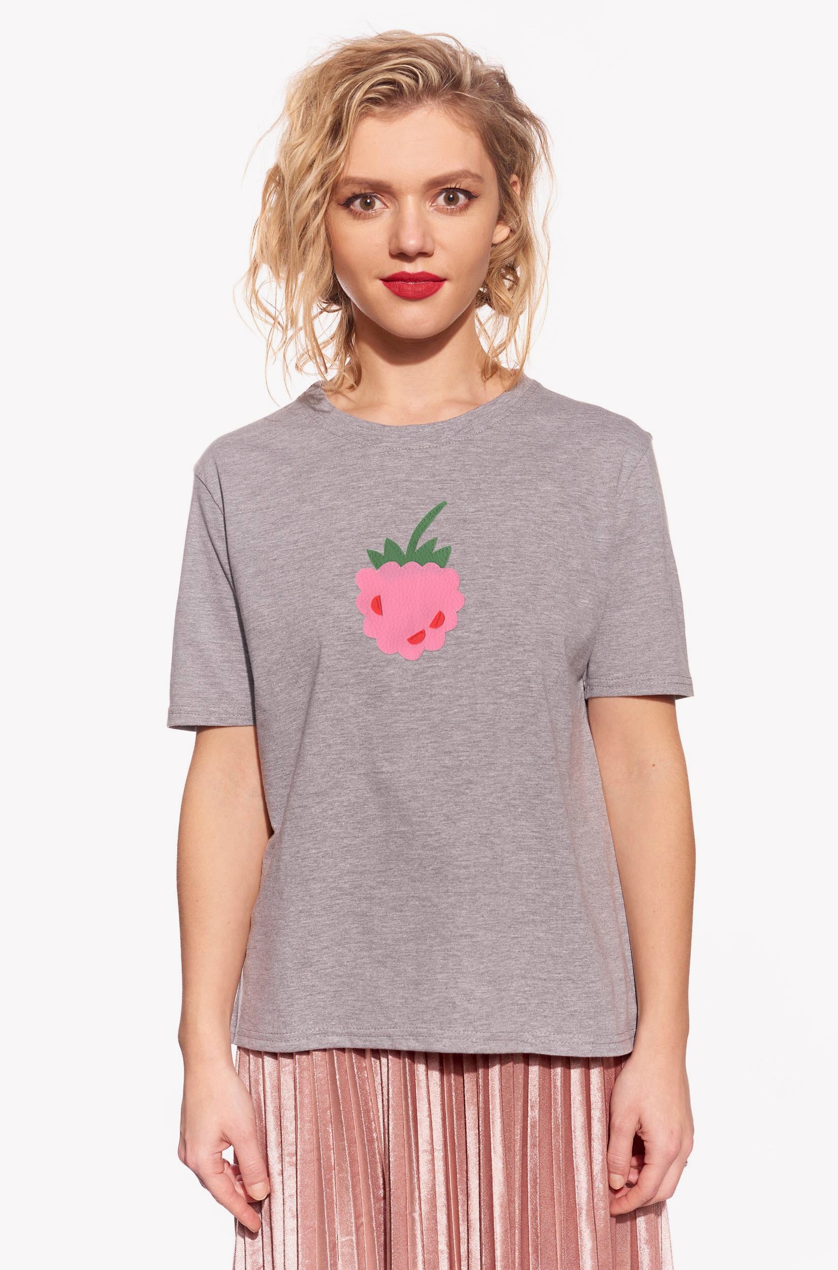 Shirt with raspberry