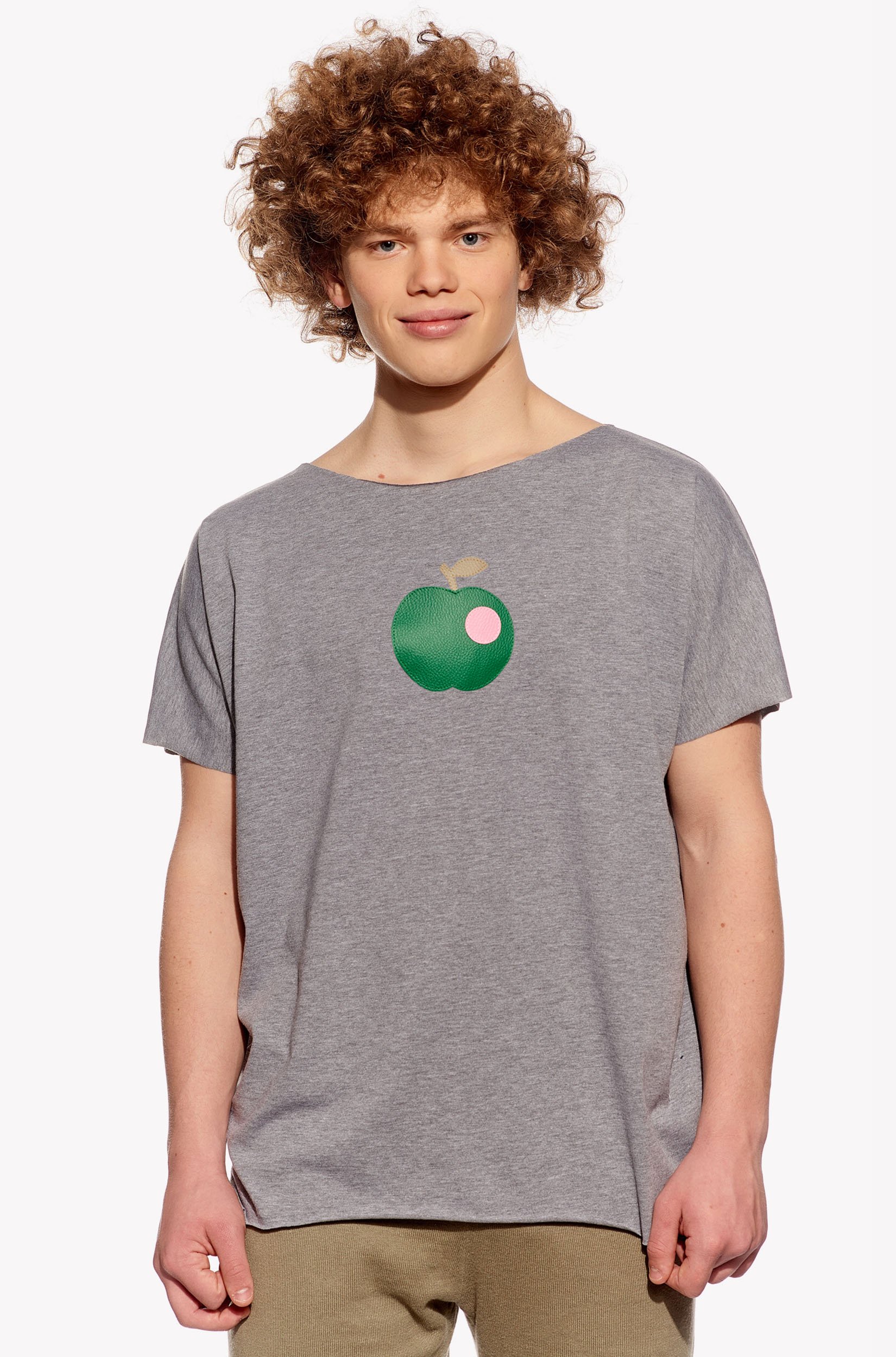 Shirt with apple