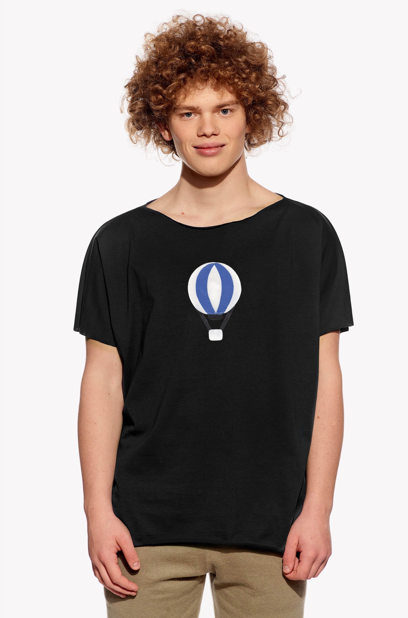 Shirt with airship